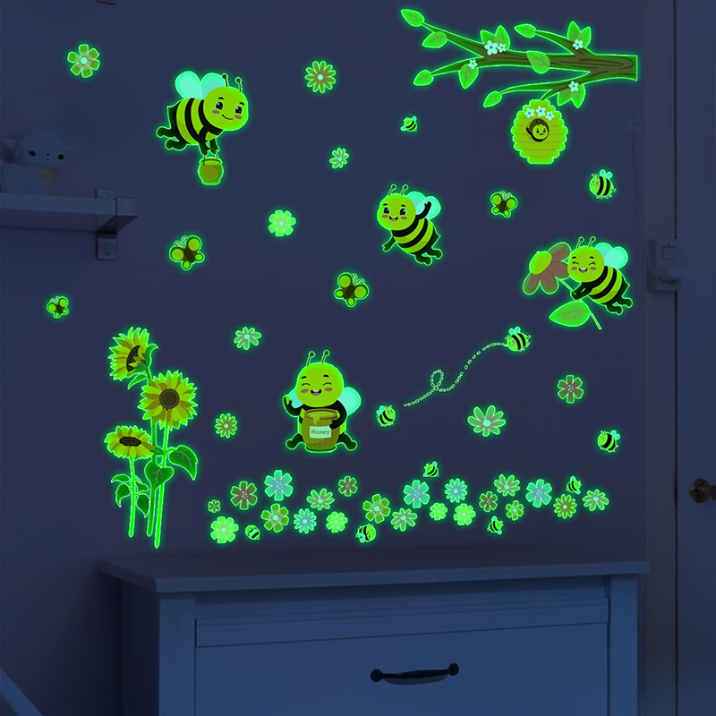 Baby Nursery Green - Green Luminous Bee Flower Wall Sticker